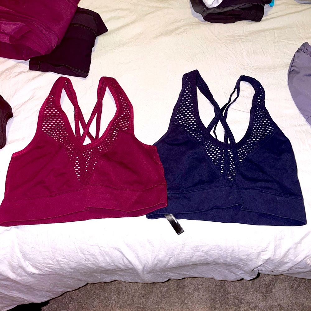 set of 2 VS SPORT sports bras